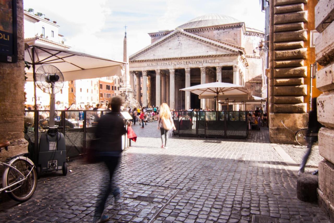 Room 94 Piazza Di Spagna Рим Екстер'єр фото