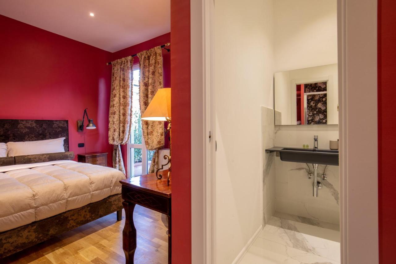 Room 94 Piazza Di Spagna Рим Екстер'єр фото