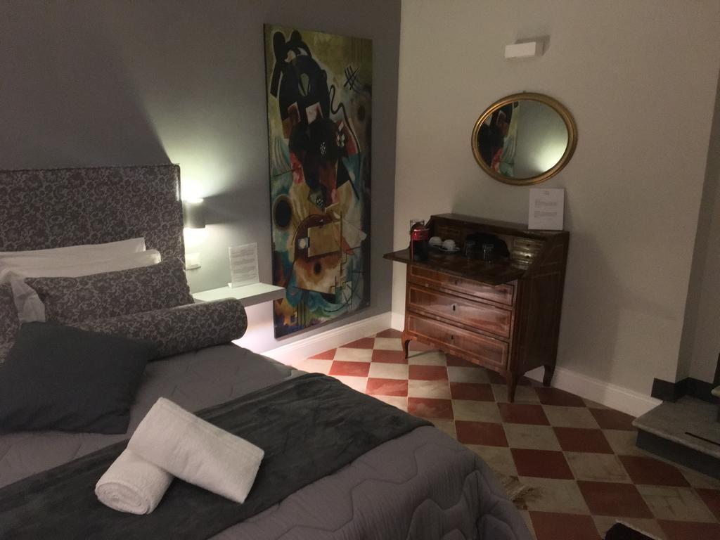 Room 94 Piazza Di Spagna Рим Екстер'єр фото